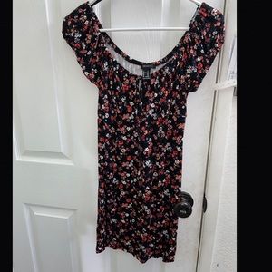 Floral mini scrunched dress (M)